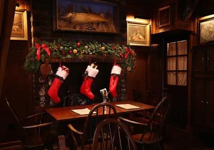 Eccentric British Tavern-image-3