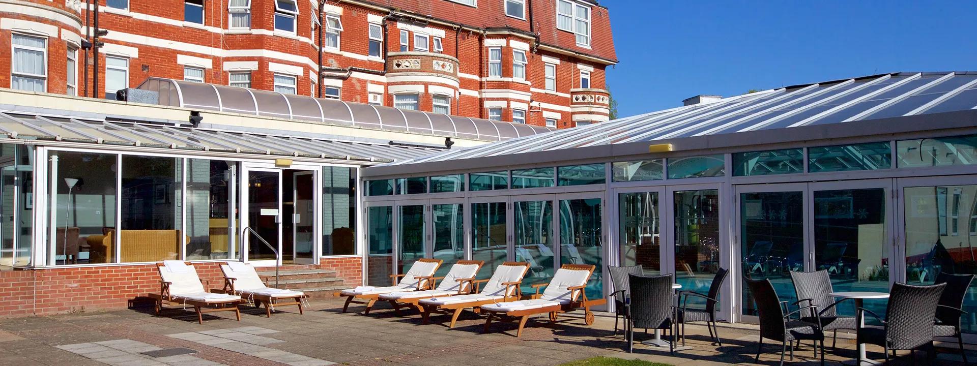 West Cliff Hotel   PL19 header