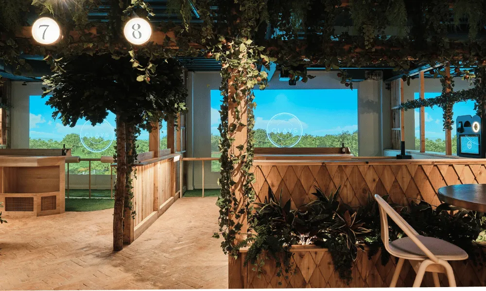 Exclusive Retro Christmas at Clays