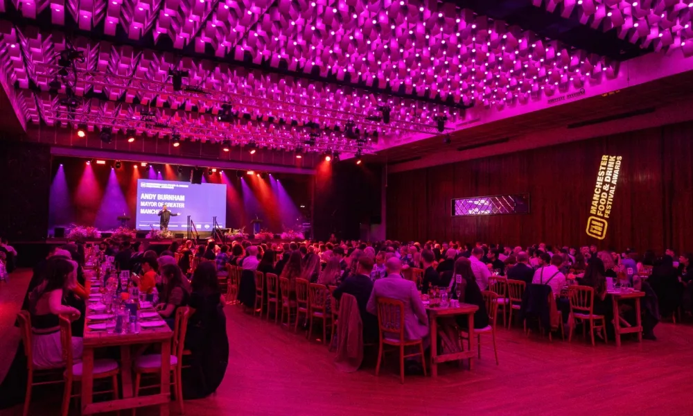 Seated Dinner & Standing Social