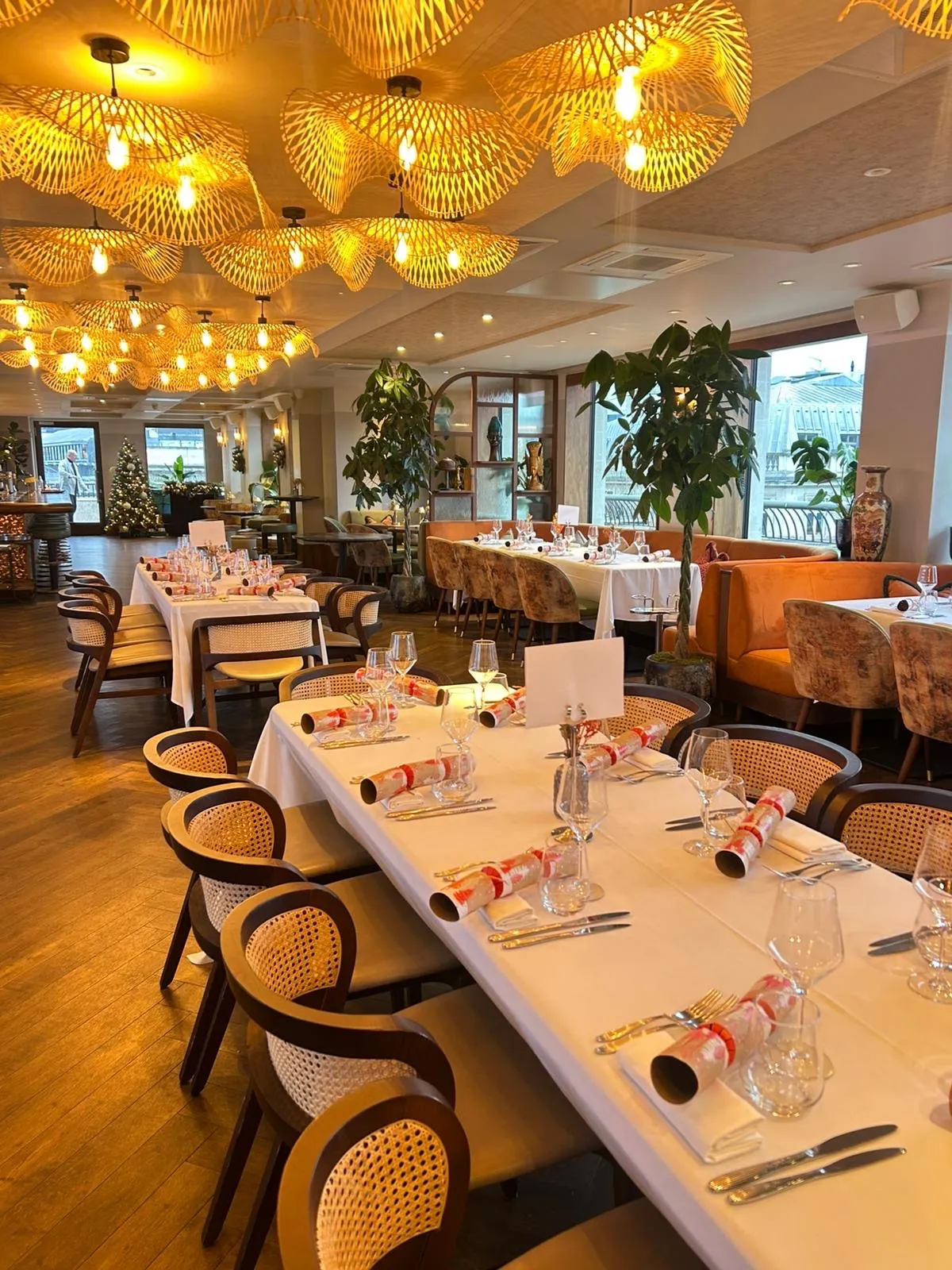 Festive Exclusive Dining