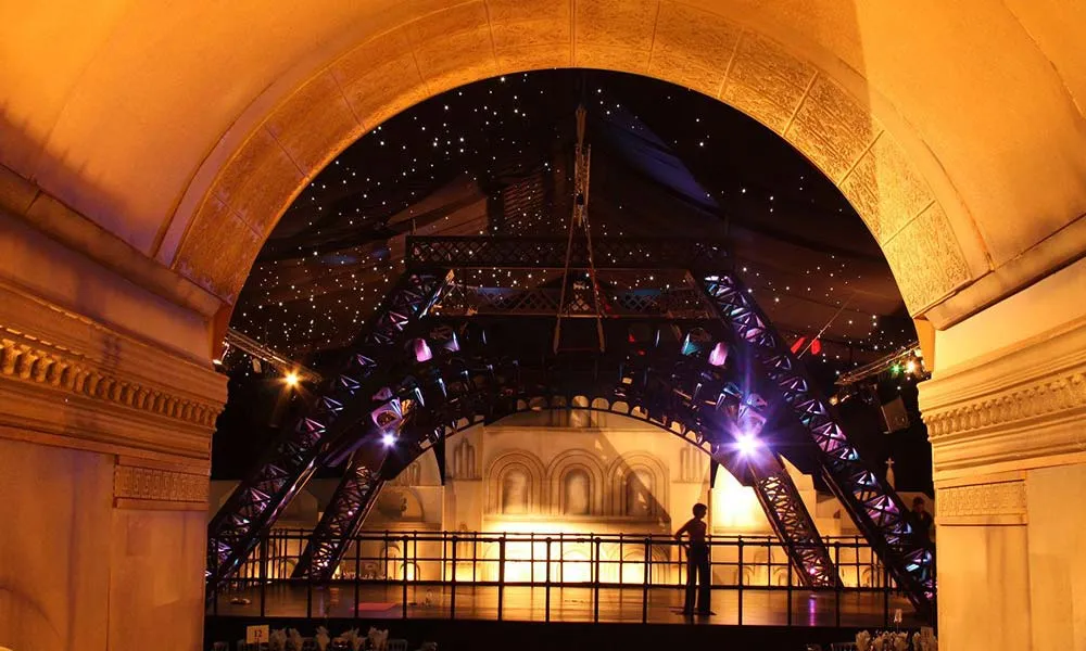 Glamour of Paris (Private)