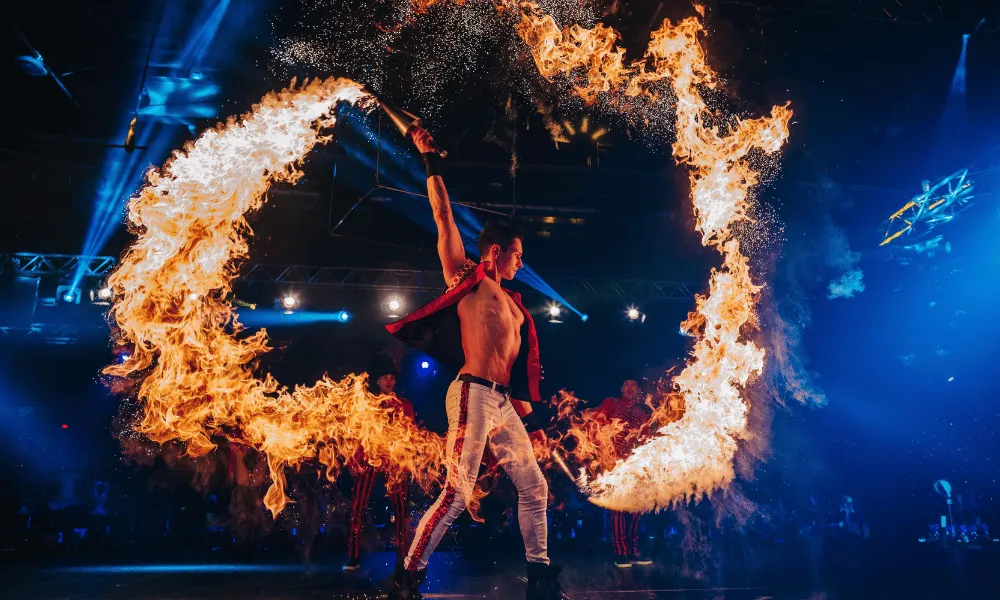 Cirque de Noel (Private)