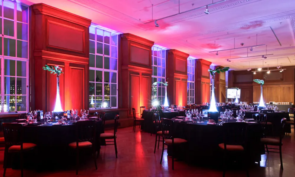 Christmas by the Thames