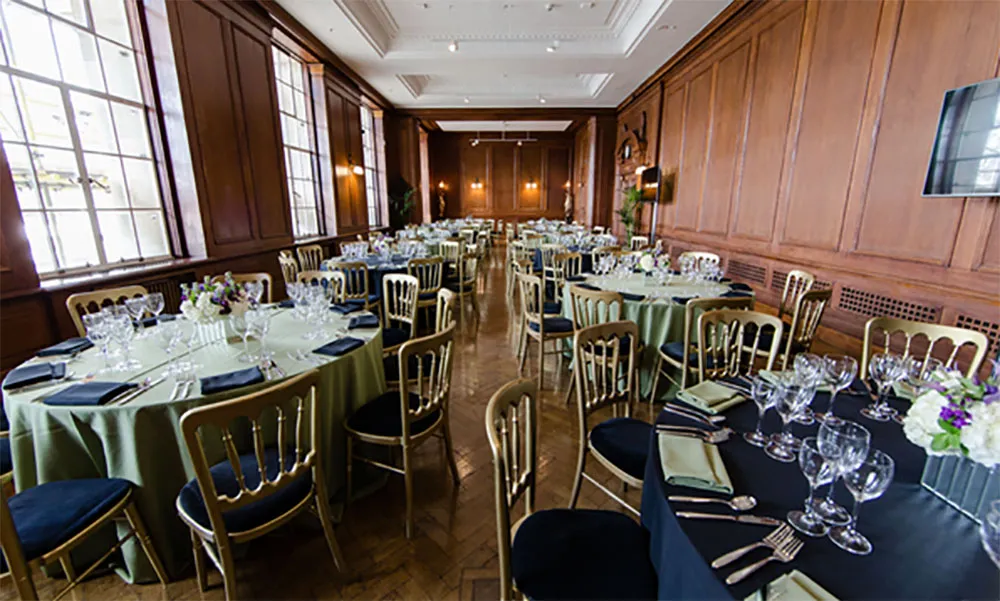 Christmas by the Thames