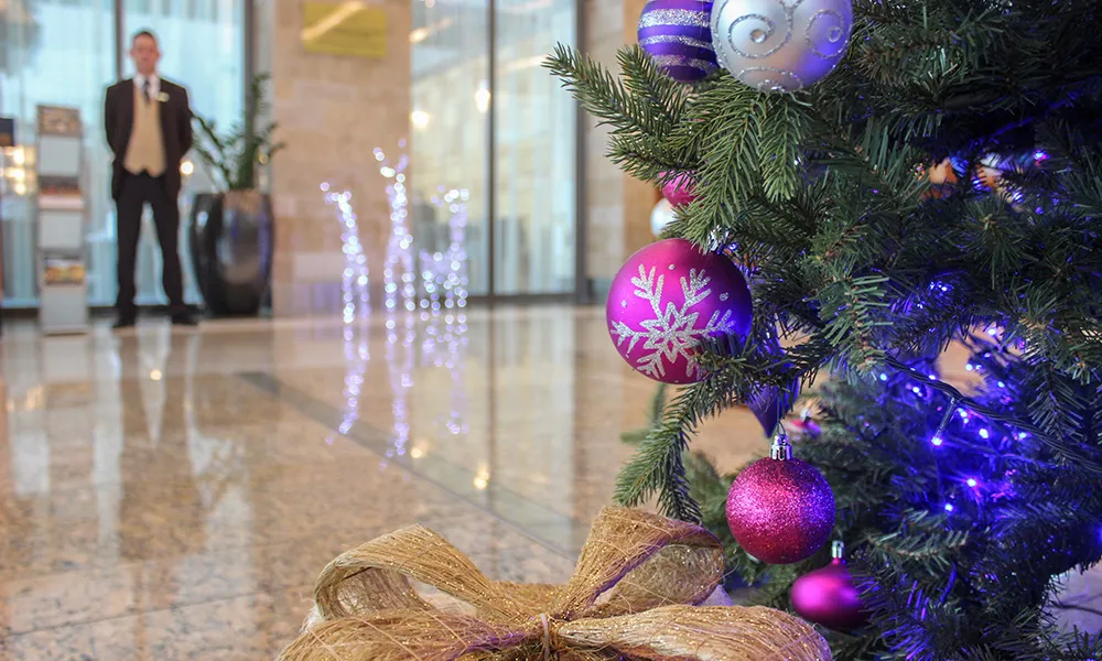 Magnifique Christmas Parties (exclusive)