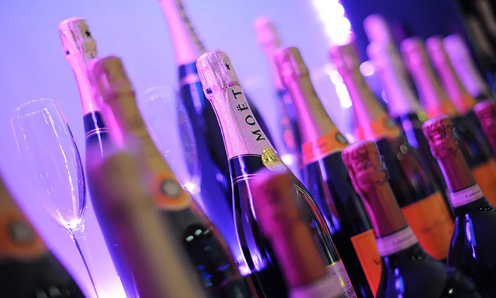 Masquerade Christmas Ball (exclusive)