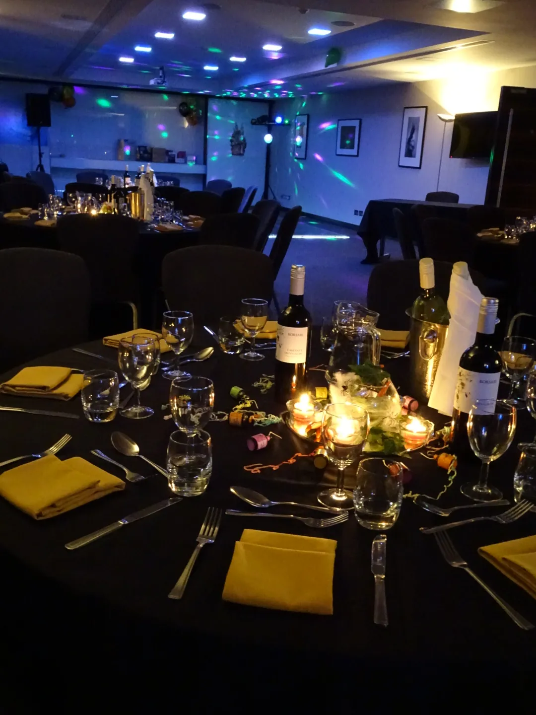 Christmas Party (exclusive)
