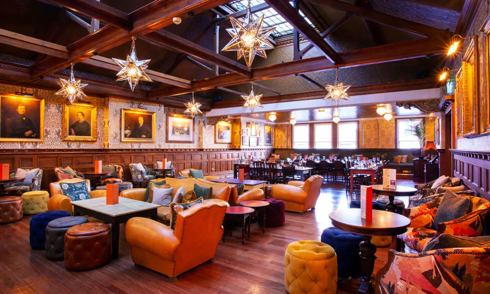 Christmas at Cosy Club (exclusive)