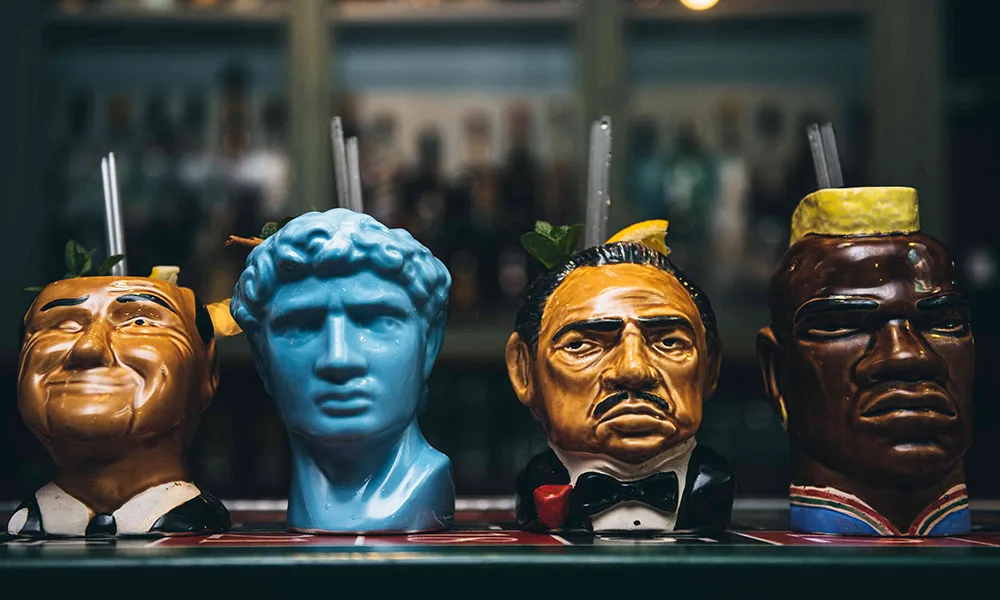 Bar, Ristorante & Variety Show