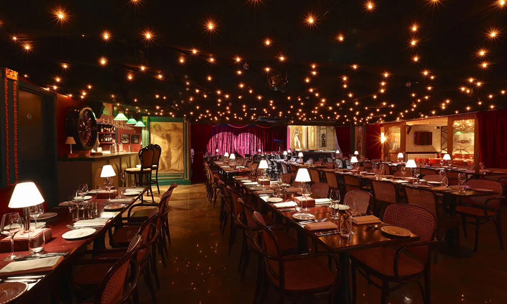 Bar, Ristorante & Variety Show