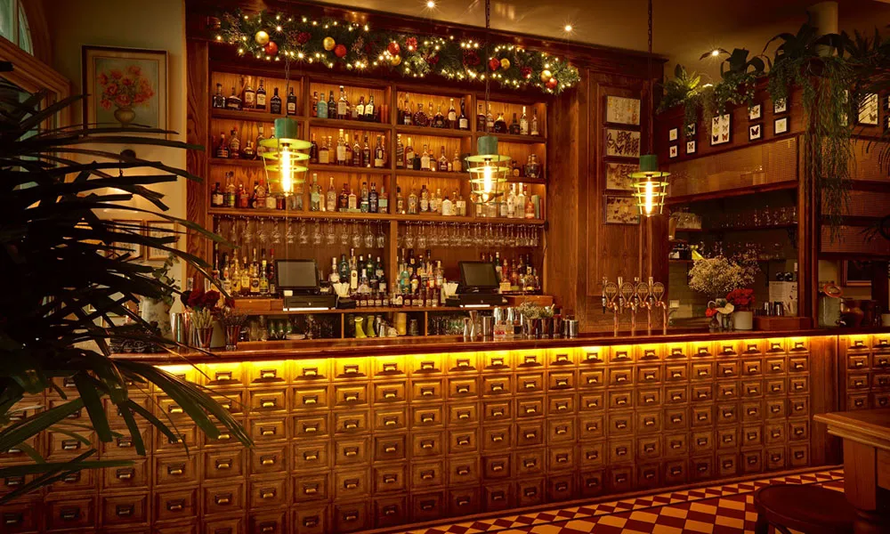 Flora & Forna Hideaway