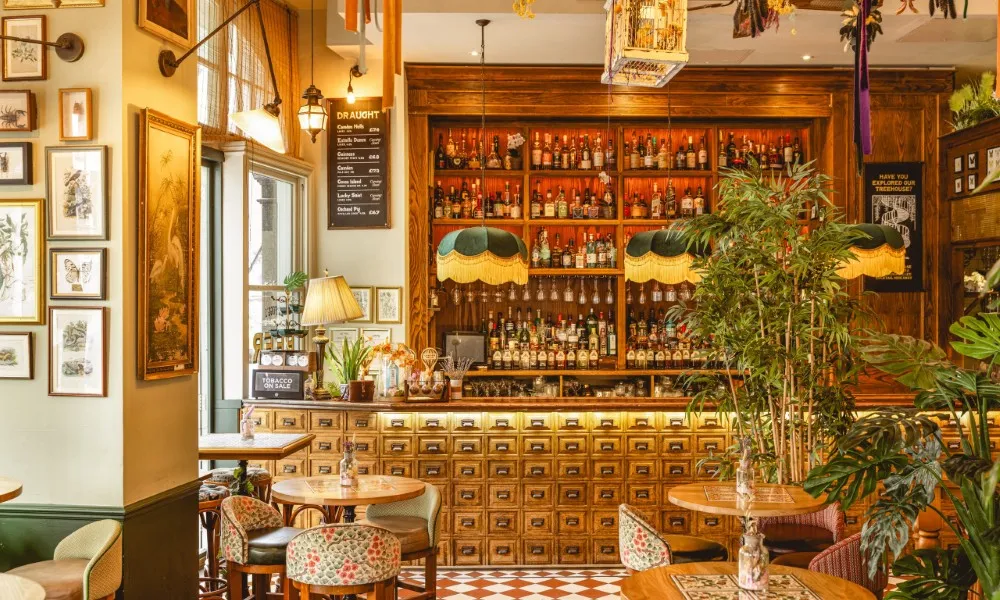 Flora & Forna Hideaway