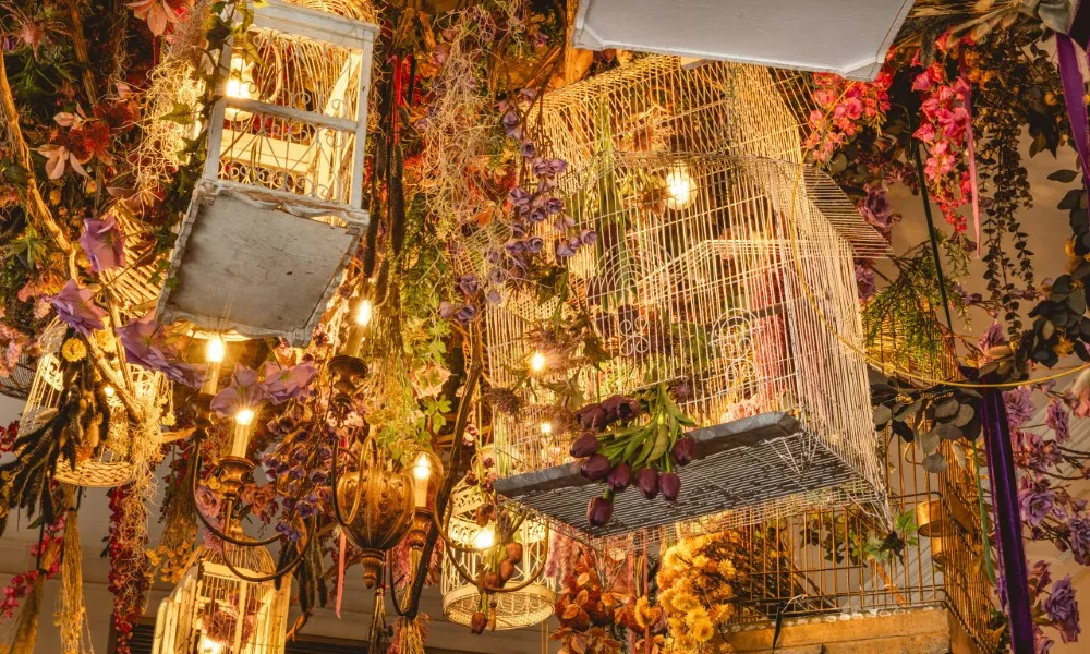 Flora & Forna Hideaway