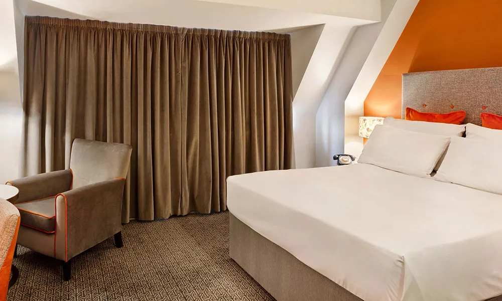 Private Christmas Party (exclusive)