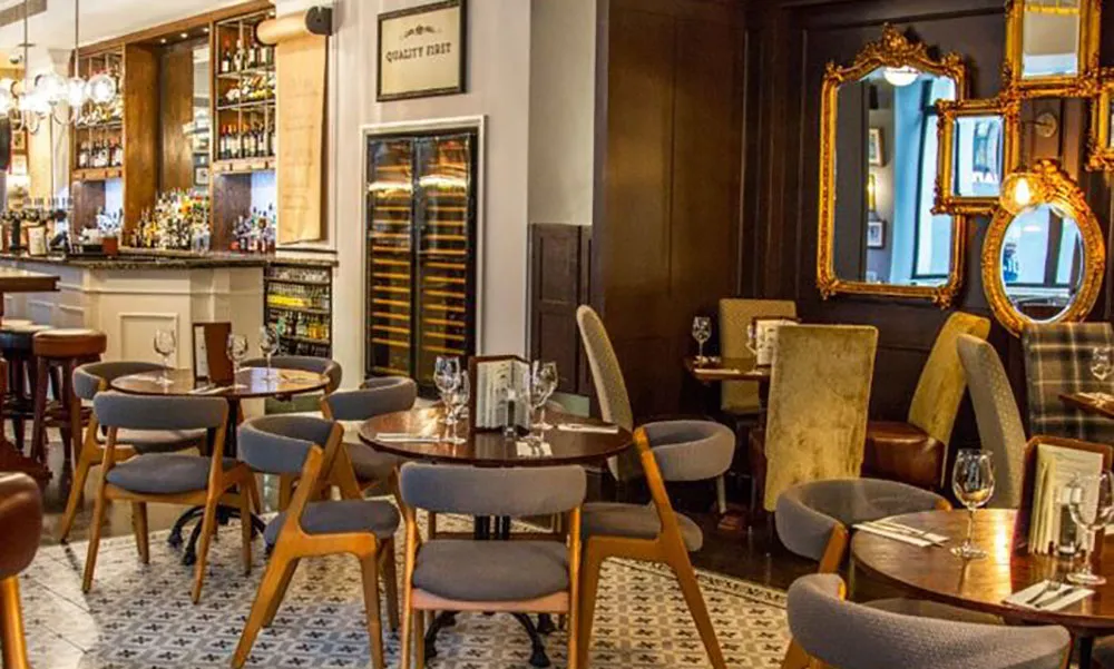 Traditional Christmas Party (exclusive)