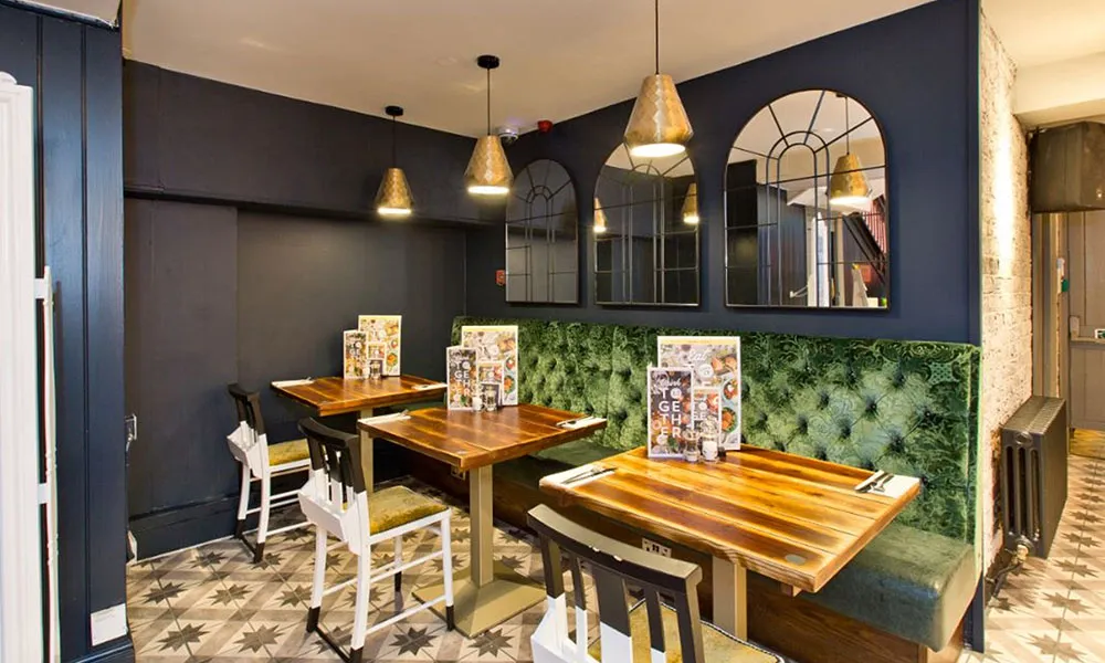 Private & Vibrant Christmas Parties