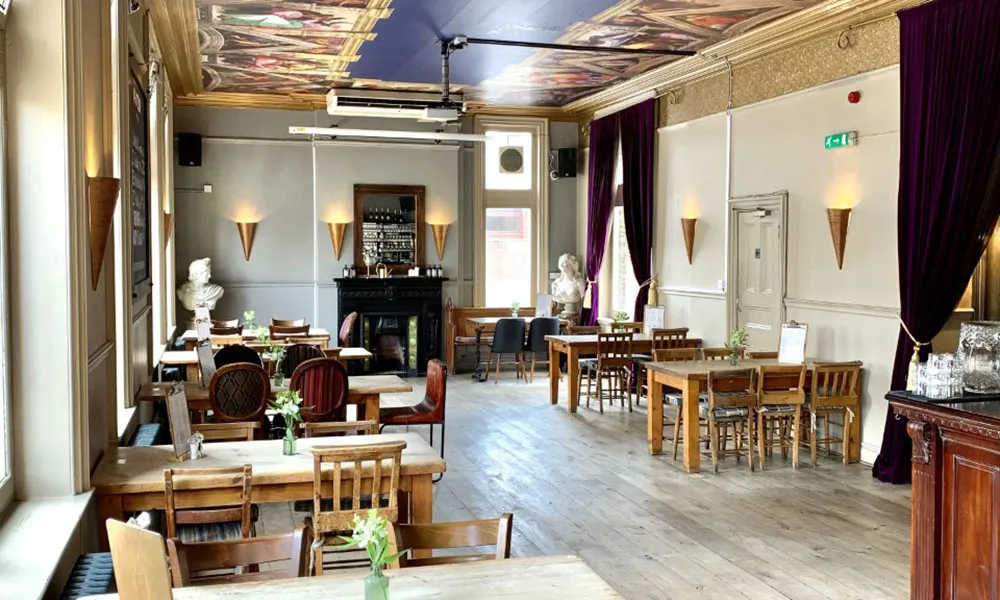 Exclusive Party in Islington 
