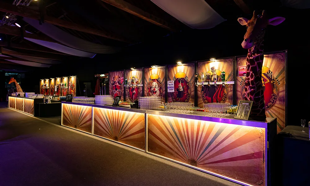 Cirque de Noel (Shared)