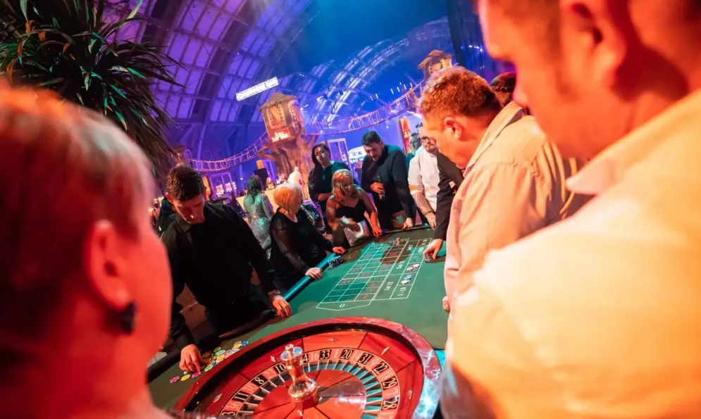 Cirque de Lumière Party Nights