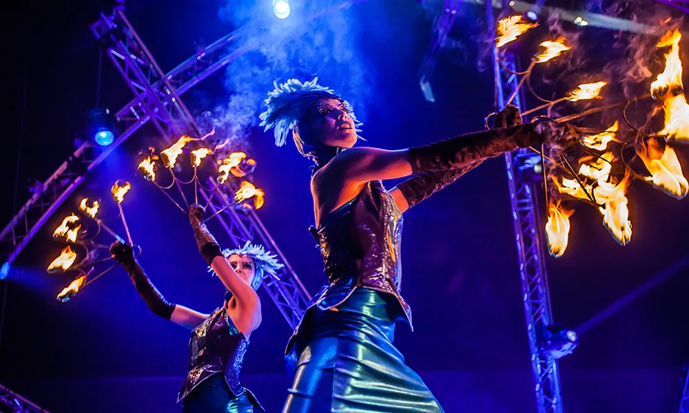 Cirque de Lumière Party Nights