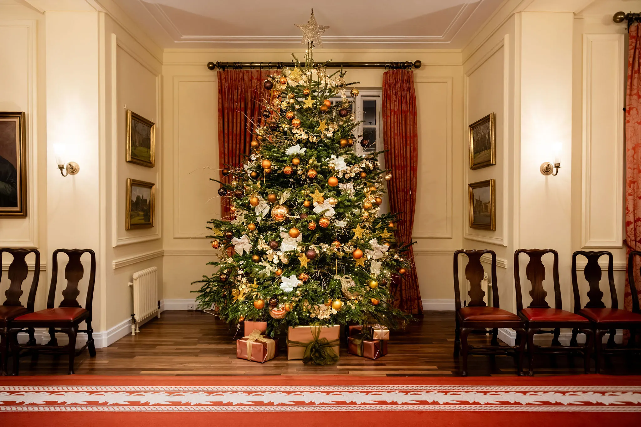 Christmas at the Inn